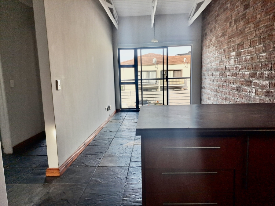 To Let 2 Bedroom Property for Rent in Table View Western Cape